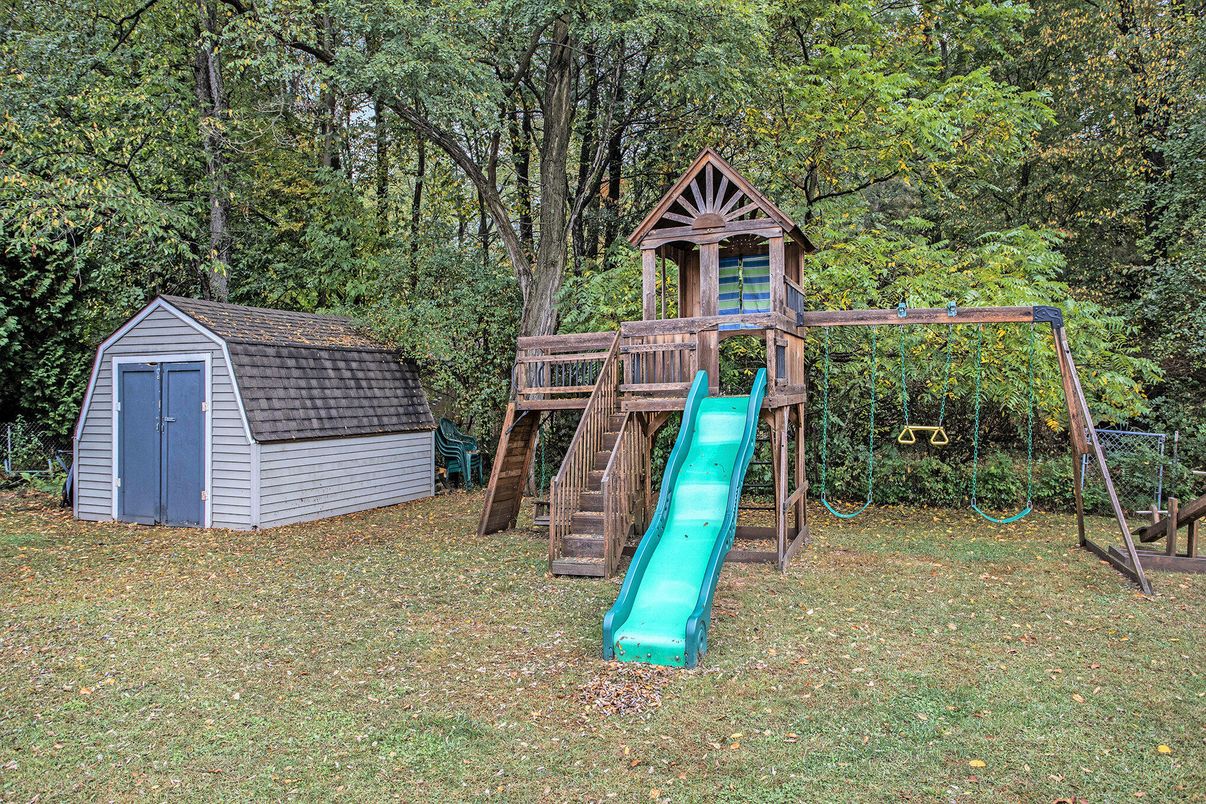 Backyard, Exterior, Playground
