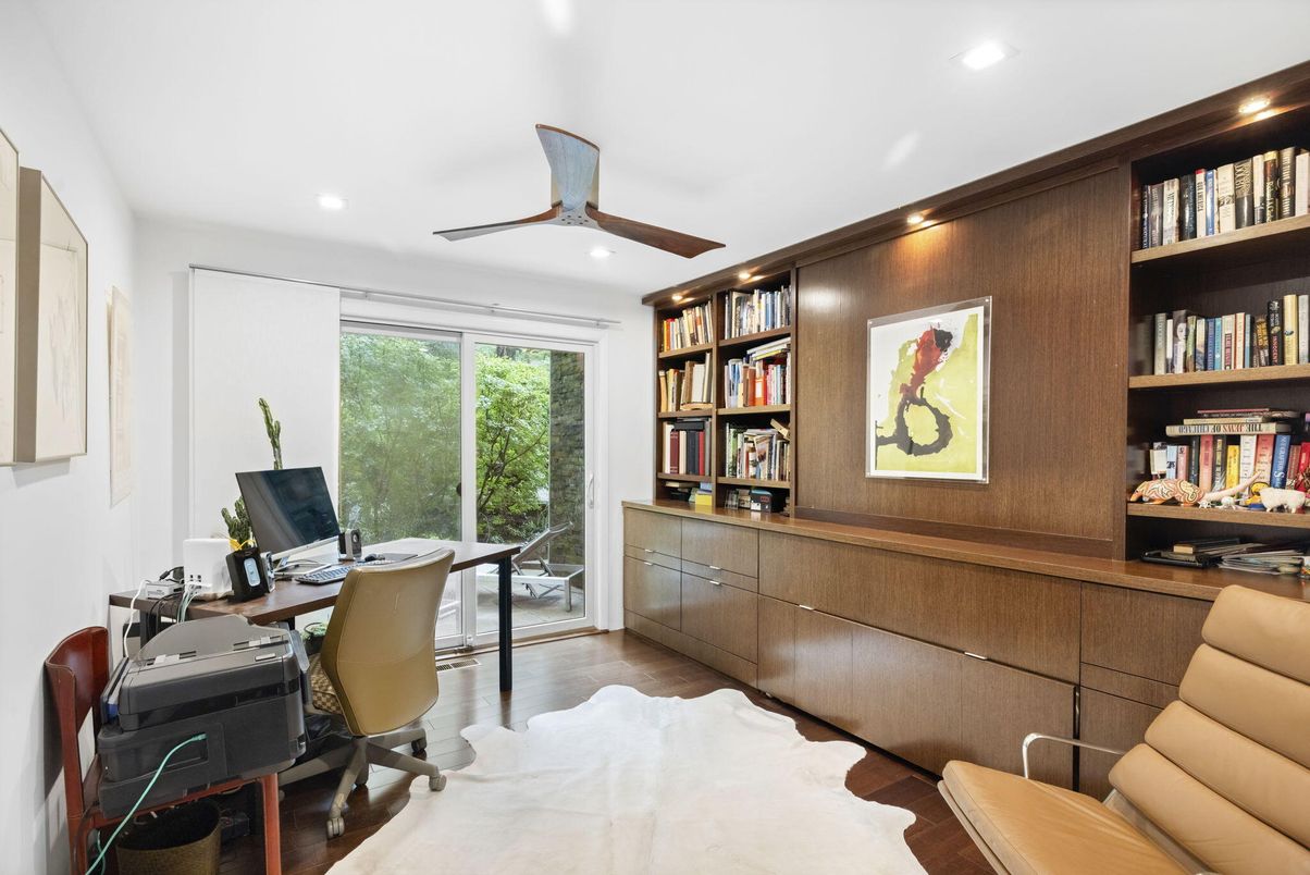 Home Office, Interior, Recessed Lighting, Wood Texture Flooring