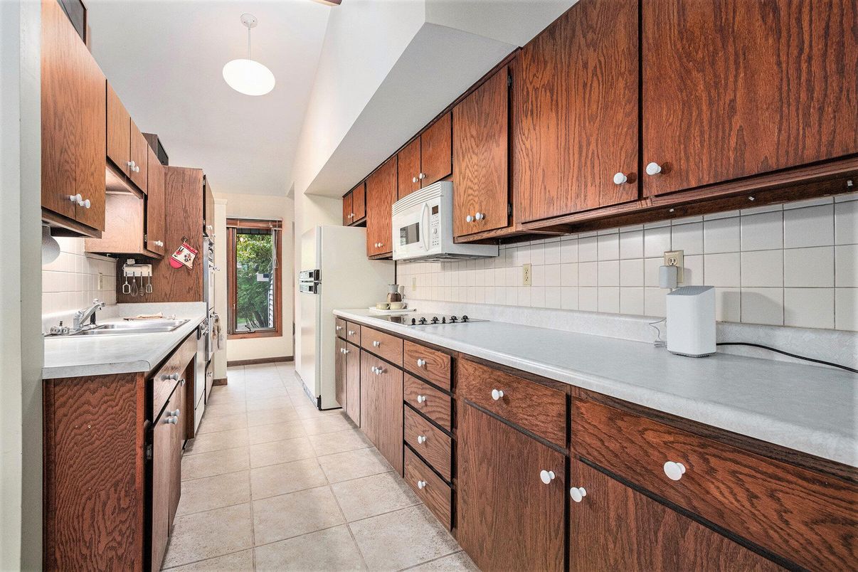 Interior, Kitchen, Pendant Lights