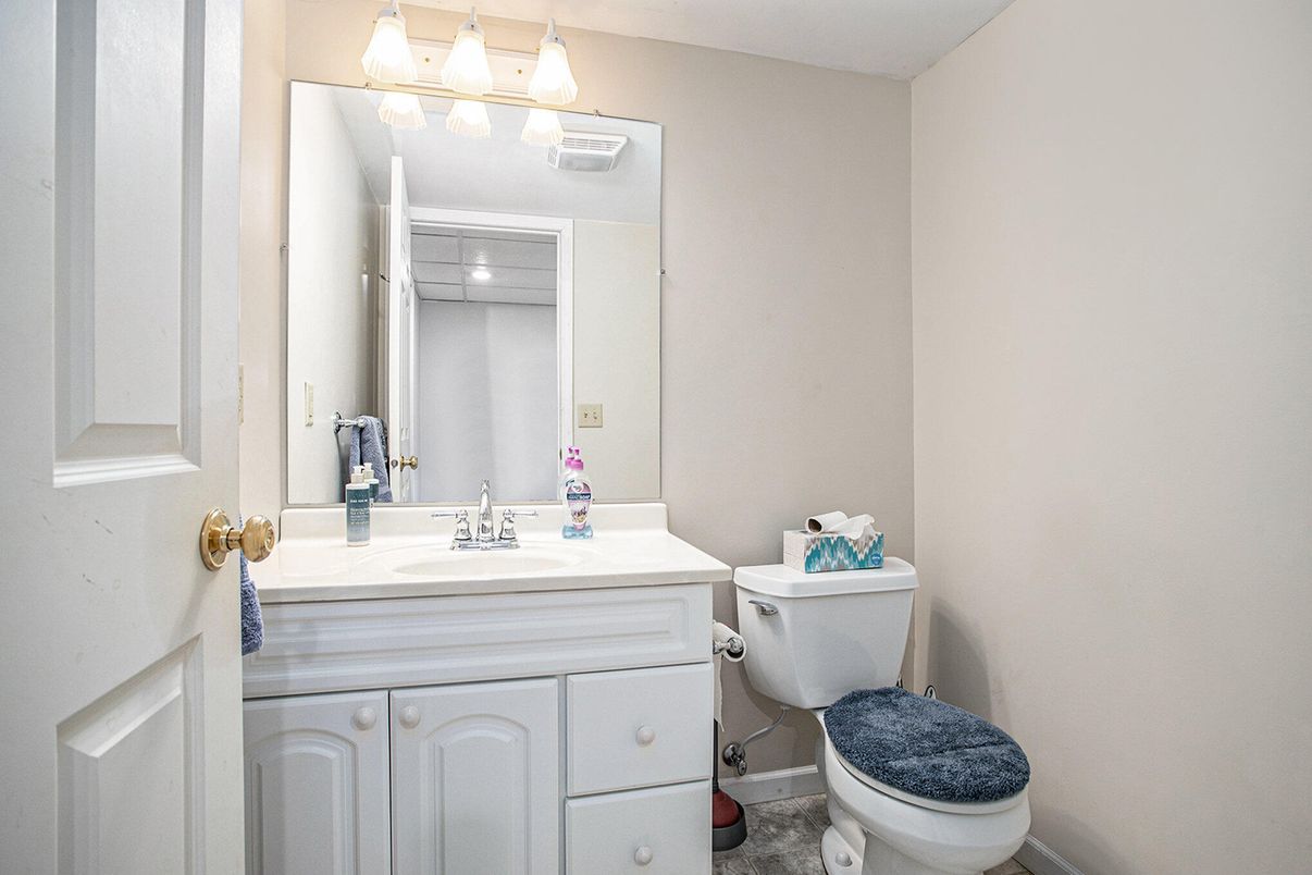 Bathroom, Interior
