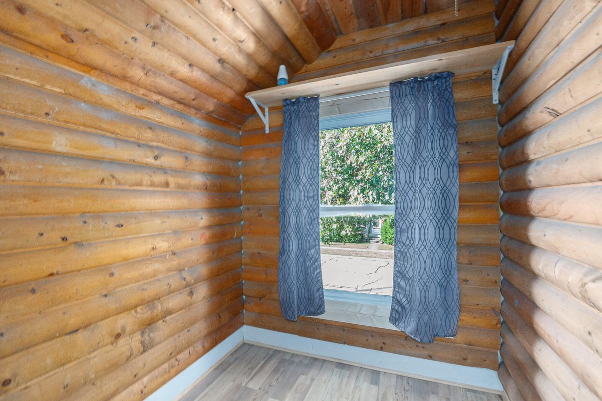 Empty room, Interior, Wood Texture Flooring, Wooden Walls