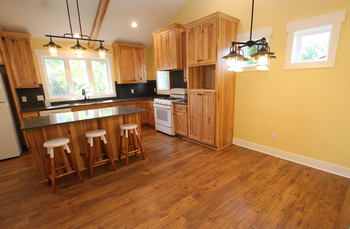 Interior, Kitchen, Pendant Lights, Recessed Lighting, Wood Texture Flooring
