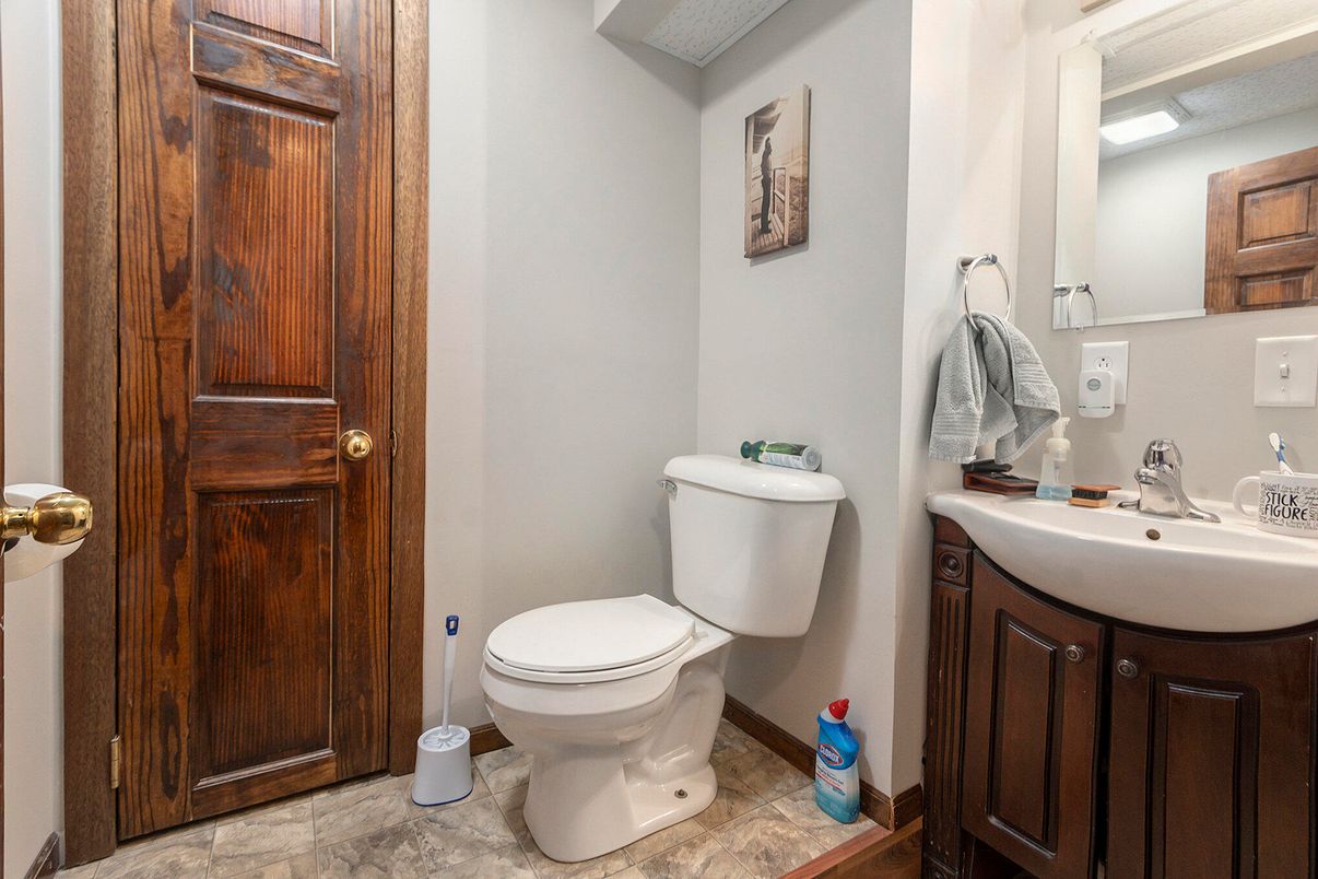 Bathroom, Interior