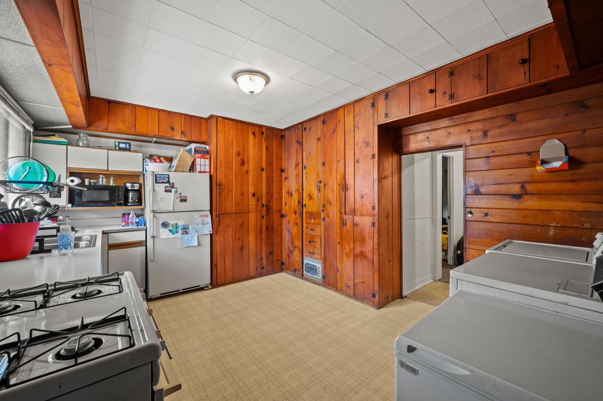 Interior, Kitchen, Wooden Walls