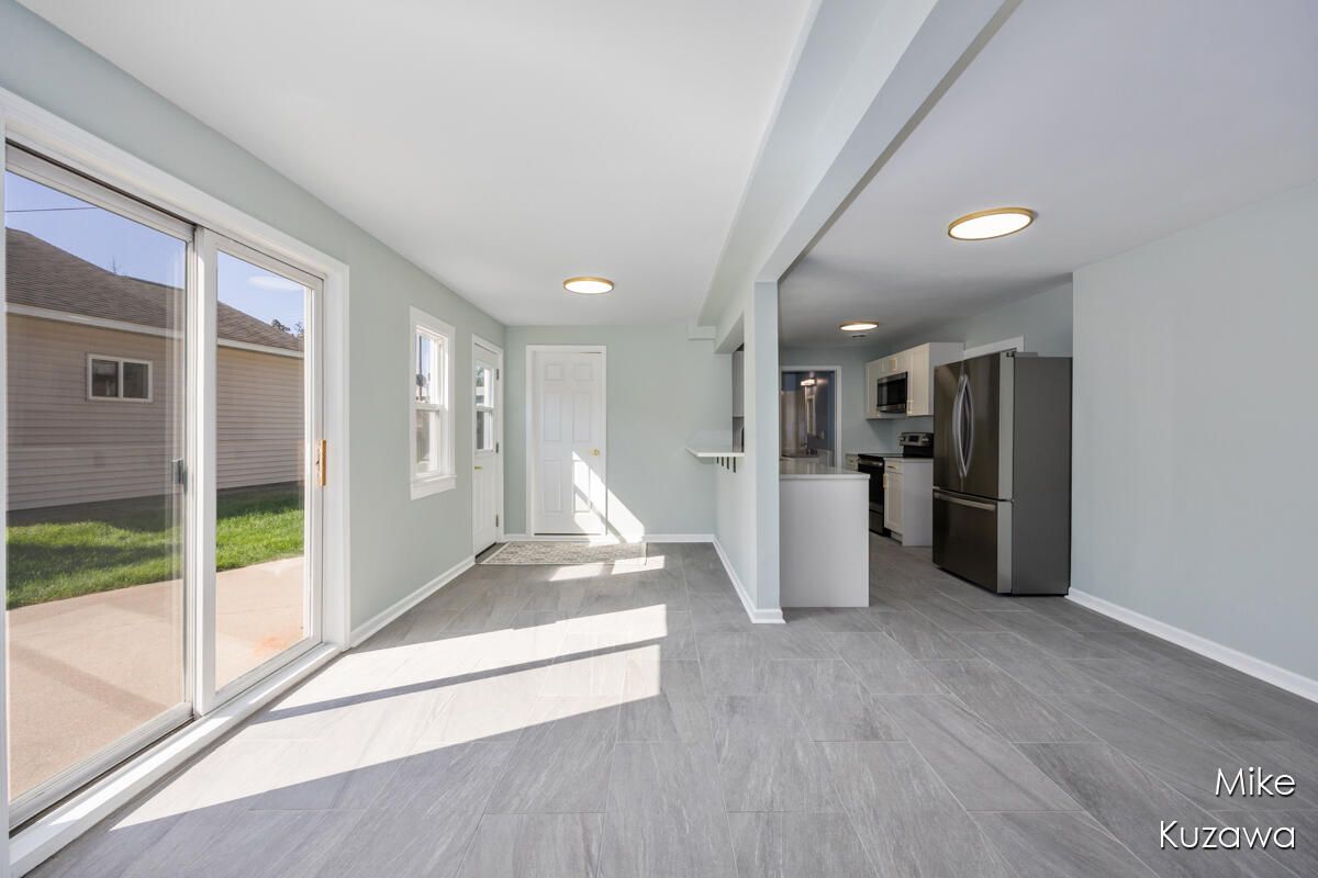 Interior, Kitchen, Recessed Lighting