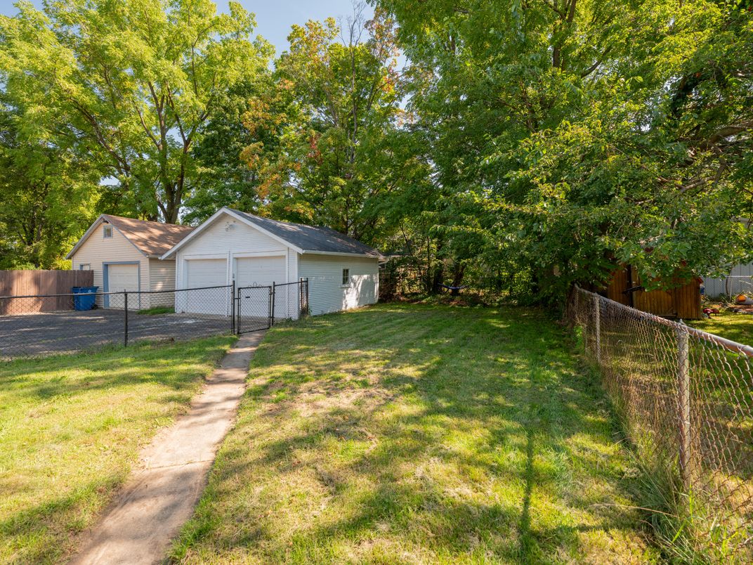 Backyard, Detached Garage, Exterior