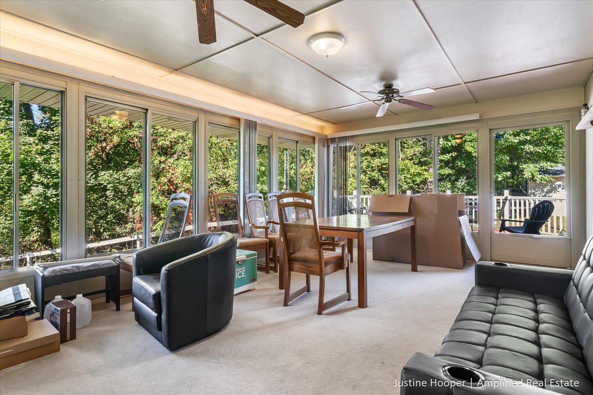 Dining room, Interior, Sun Room