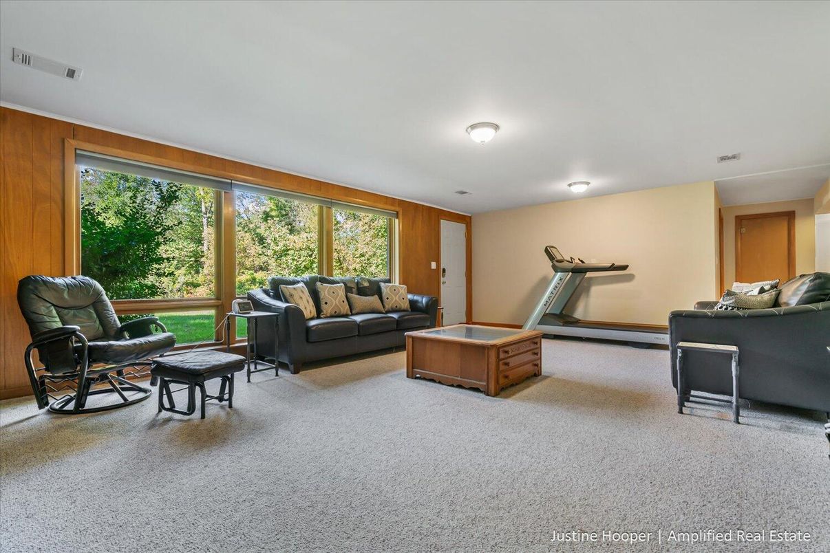 Fitness Equipment, Interior, Living room