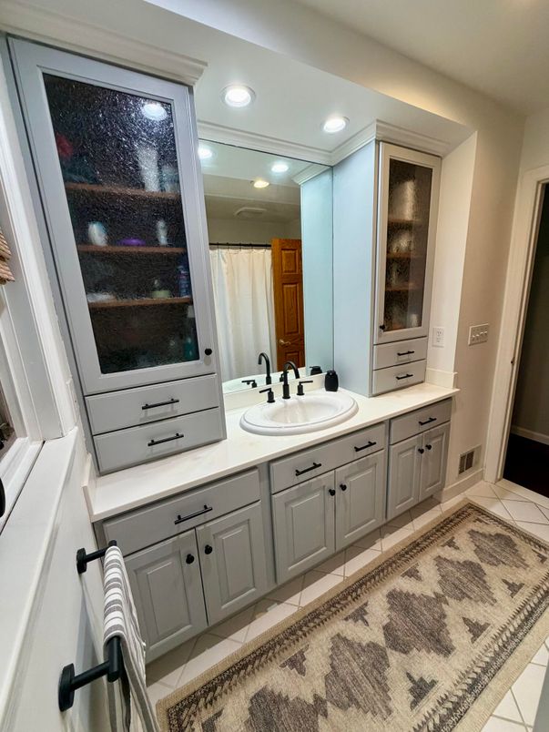 Bathroom, Dual Sink Vanities, Interior, Recessed Lighting