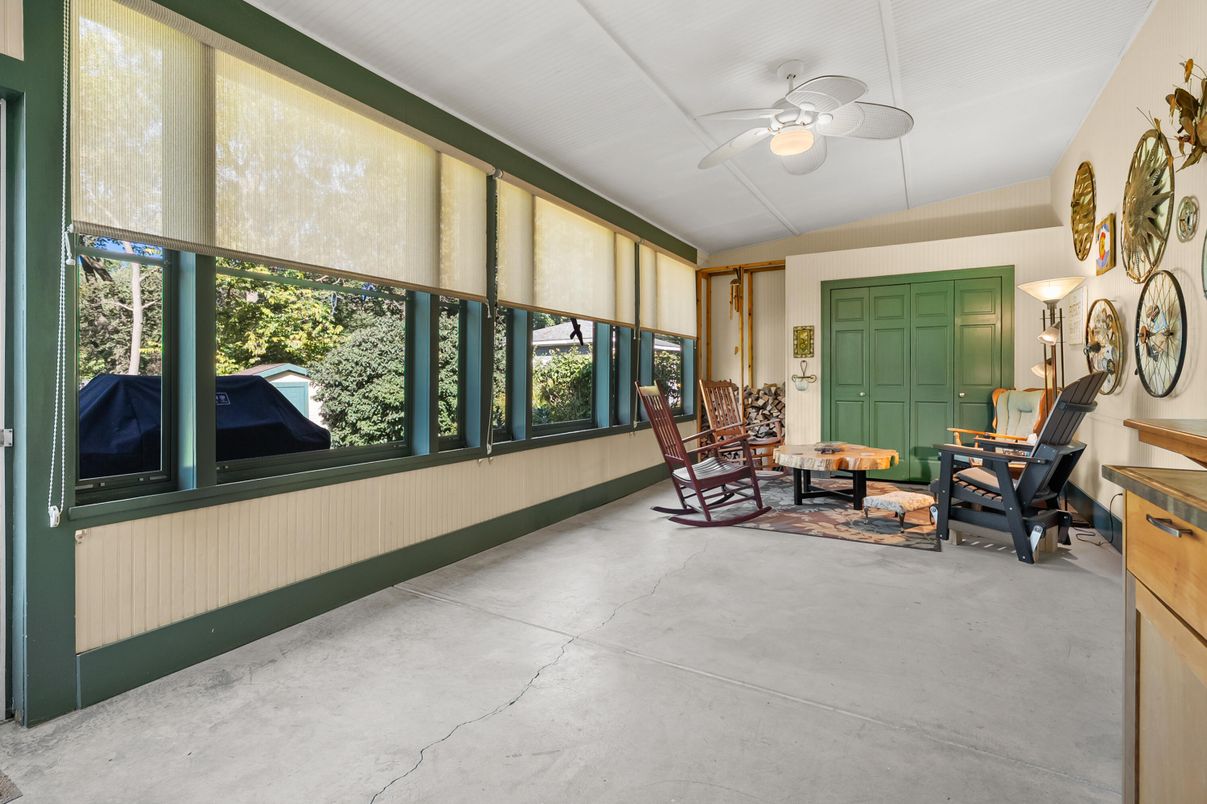 Dining room, Interior, Sun Room