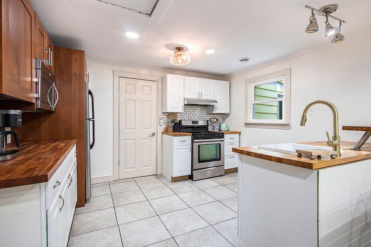 Interior, Kitchen, Recessed Lighting