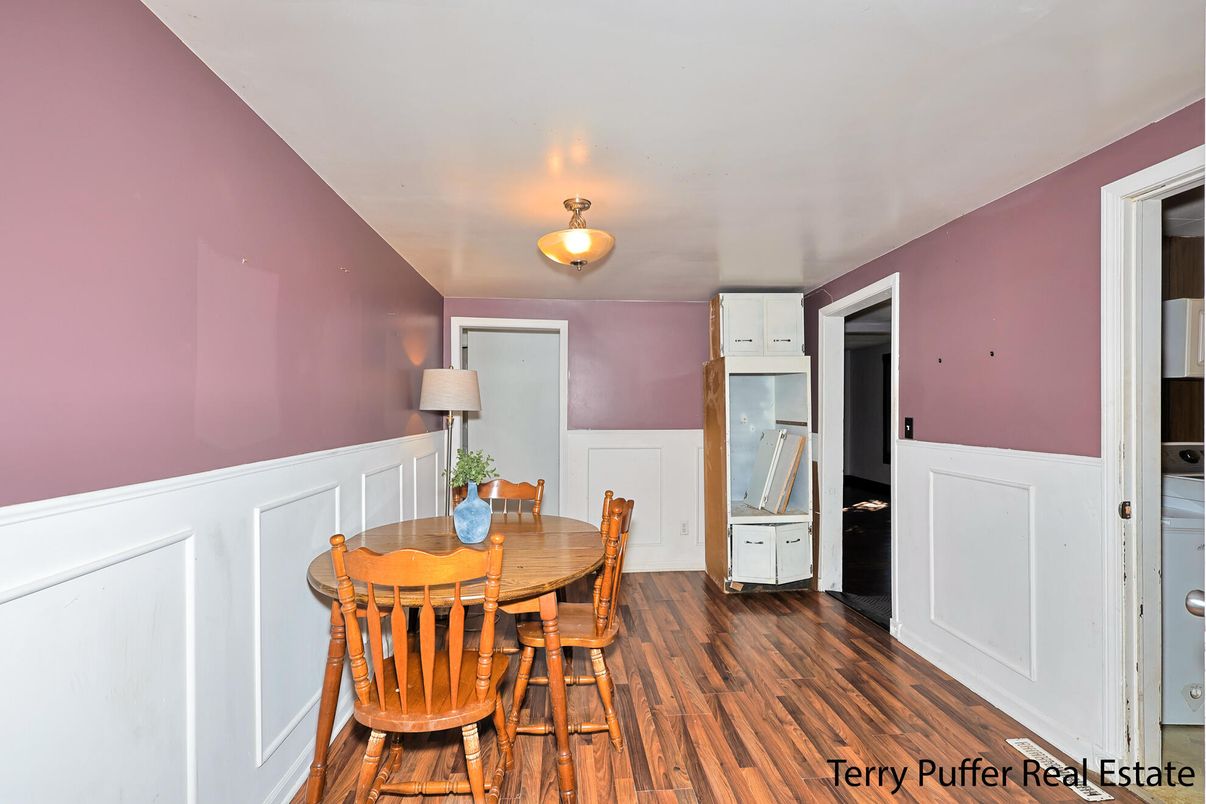 Dining room, Interior, Wood Texture Flooring