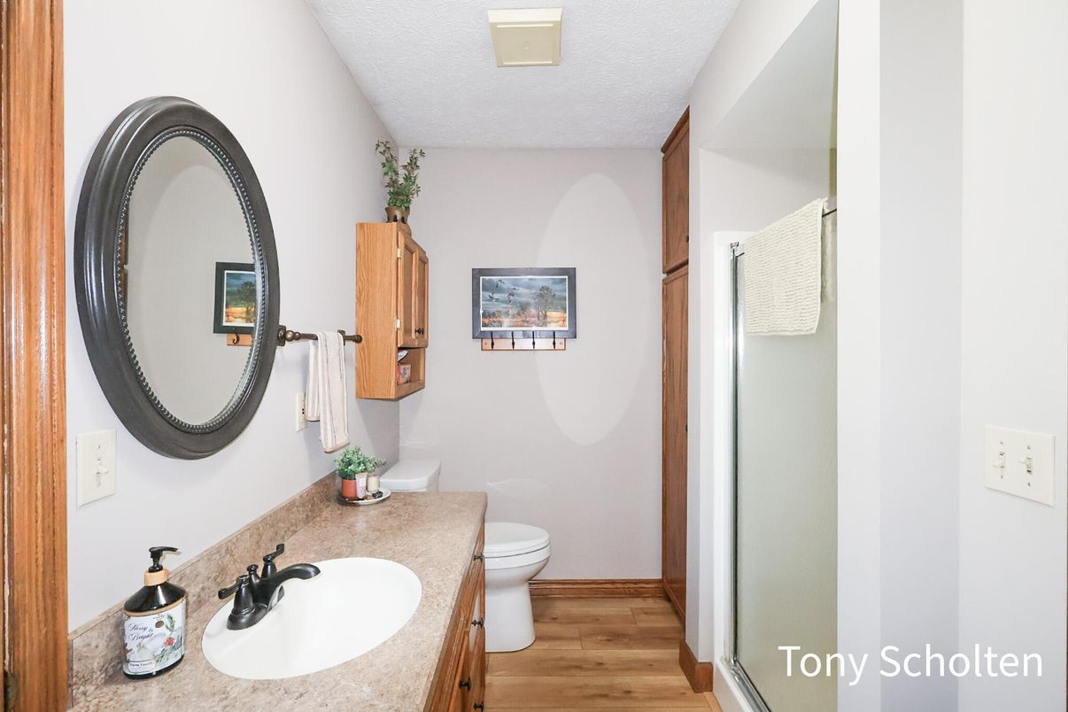 Bathroom, Dual Sink Vanities, Interior, Wood Texture Flooring