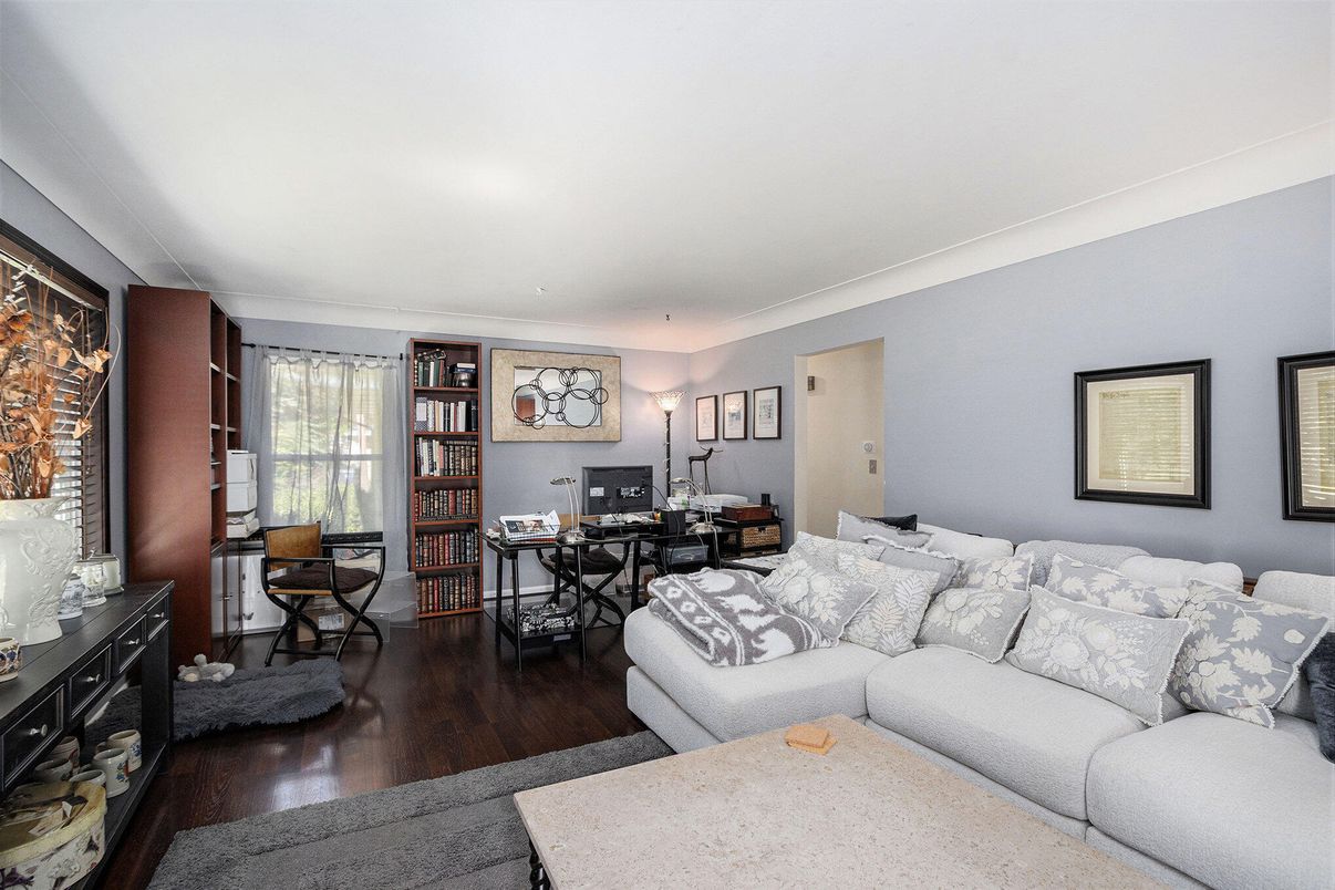 Dining room, Interior, Living room, Wood Texture Flooring