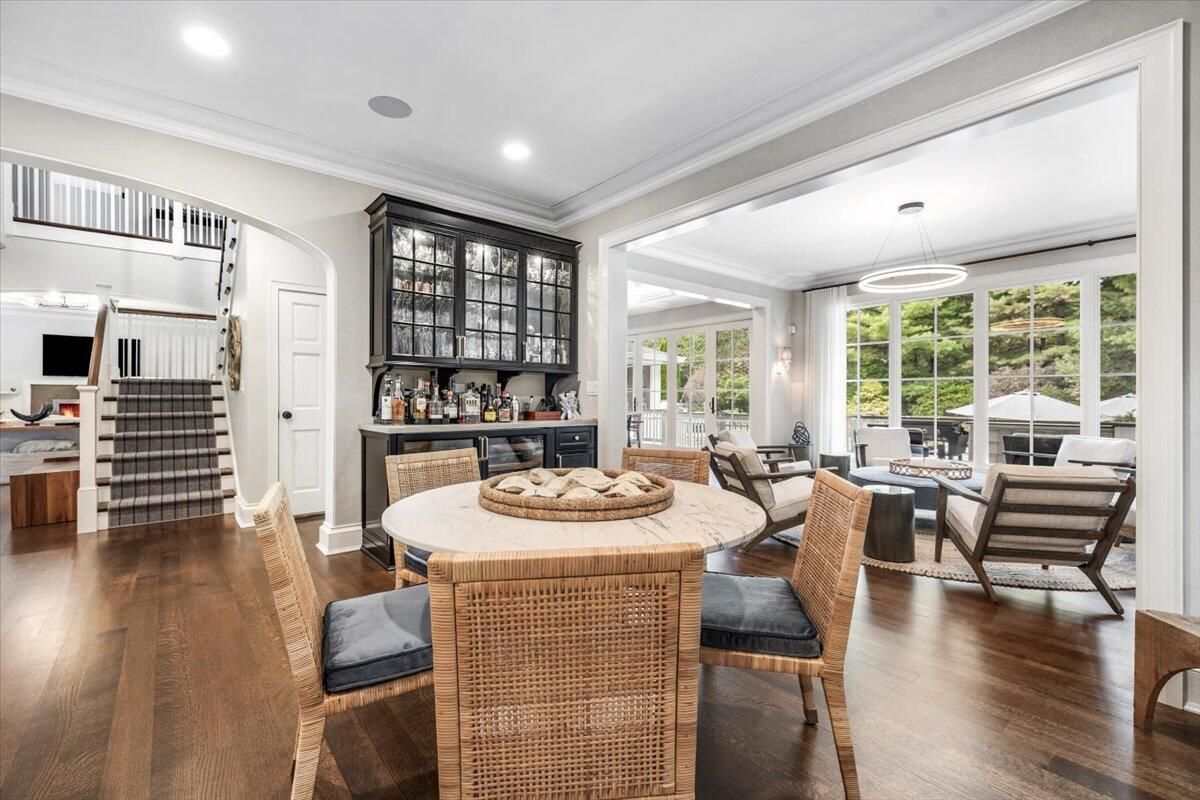 Dining room, Interior, Living room, Pendant Lights, Recessed Lighting, Wood Texture Flooring