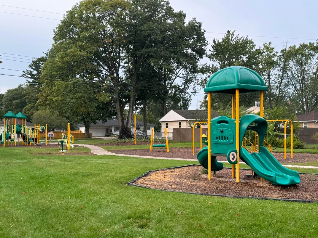 Backyard, Exterior, Playground