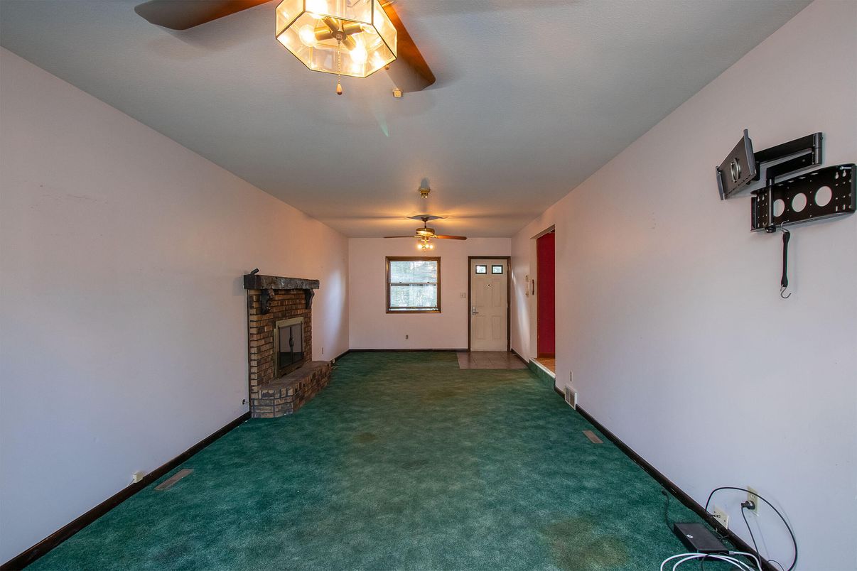 Empty room, Fireplace, Interior