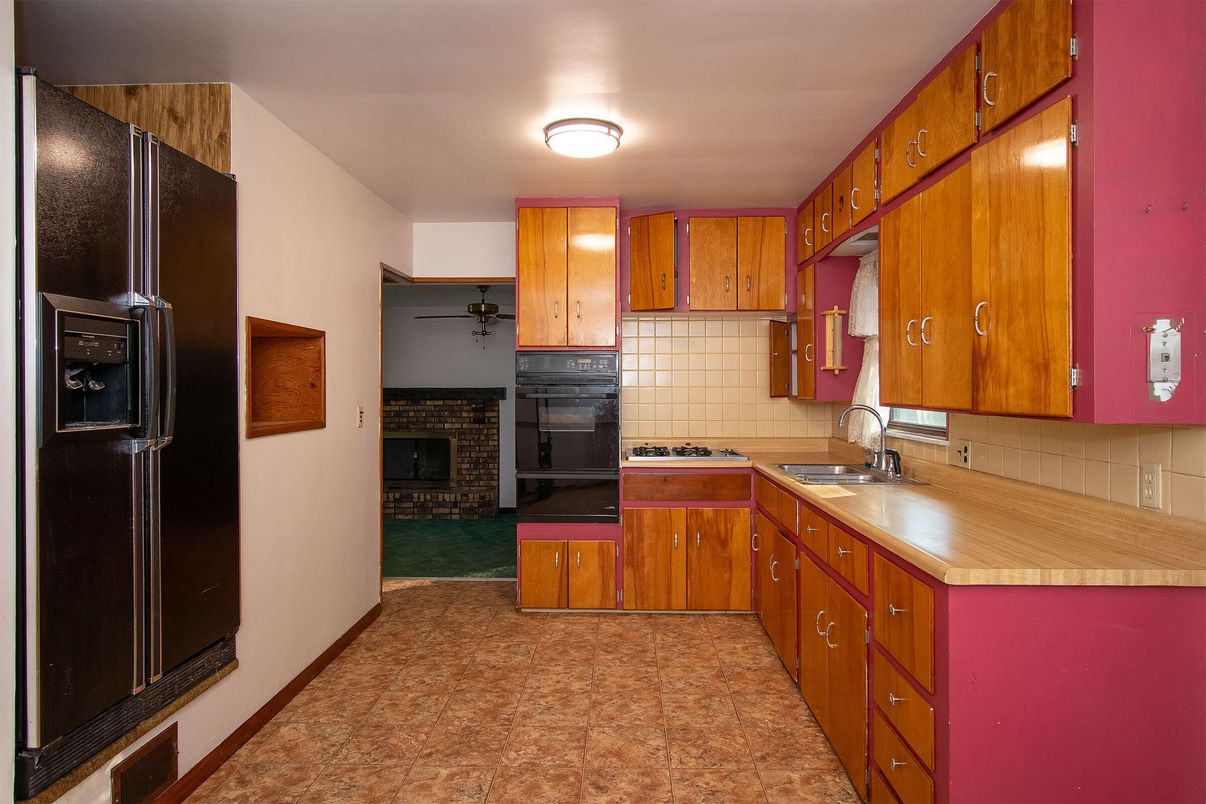 Fireplace, Interior, Kitchen