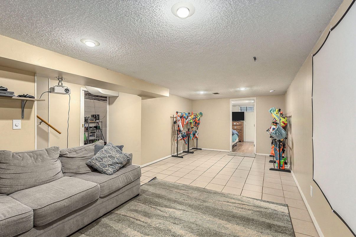 Interior, Recessed Lighting