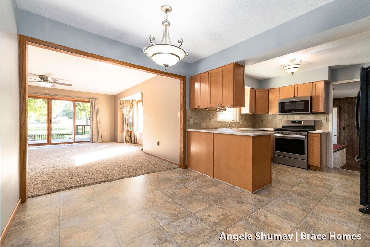 Interior, Kitchen, Stainless Steel Appliances