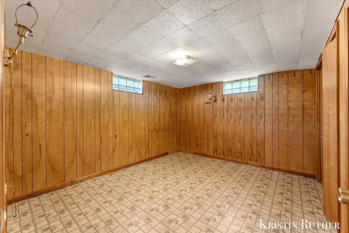 Empty room, Interior, Wooden Walls