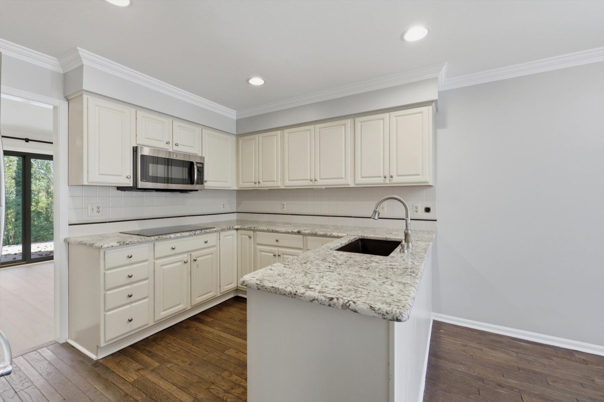 Interior, Kitchen, Recessed Lighting, Wood Texture Flooring