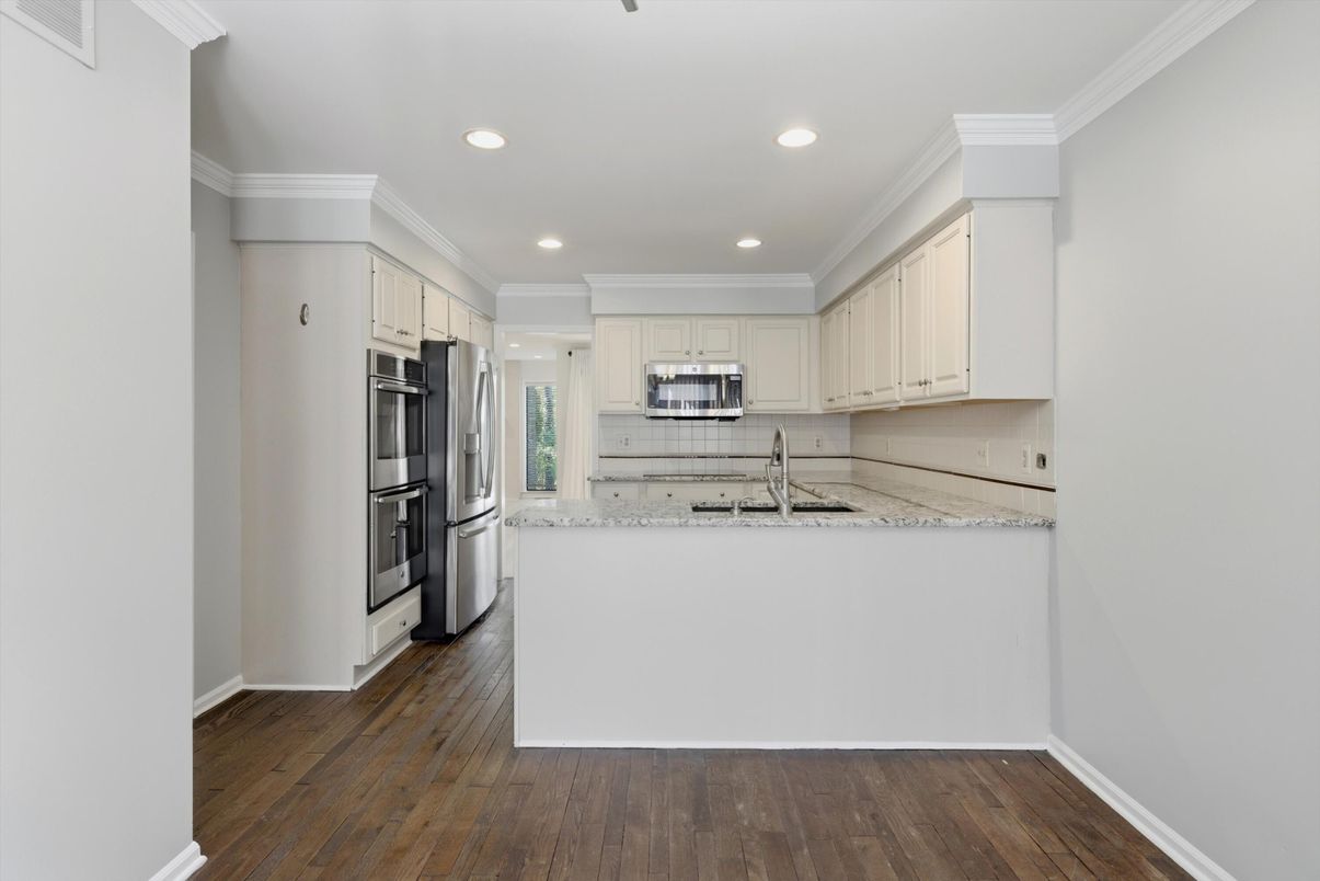 Interior, Kitchen, Recessed Lighting, Stainless Steel Appliances, Wood Texture Flooring