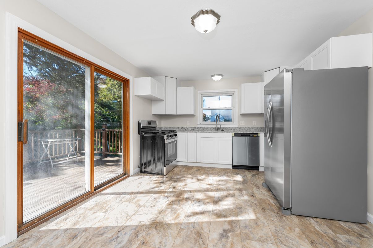 Interior, Kitchen, Stainless Steel Appliances