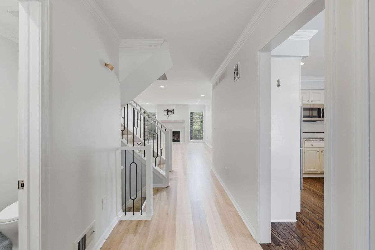 Bathroom, Interior, Recessed Lighting, Wood Texture Flooring