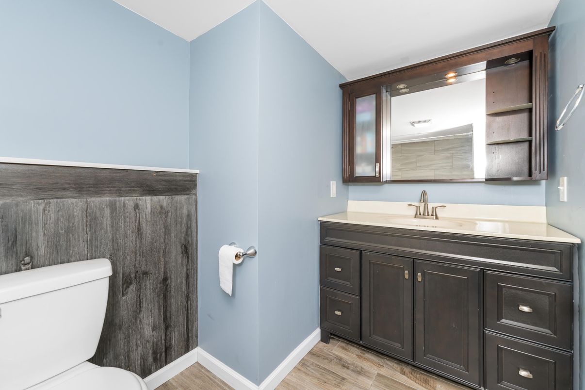 Bathroom, Interior, Wood Texture Flooring