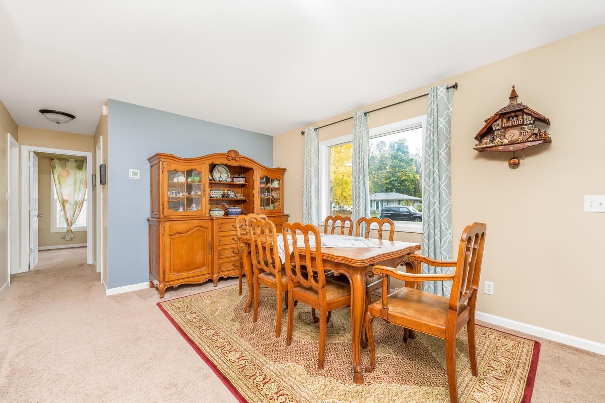 Dining room, Interior