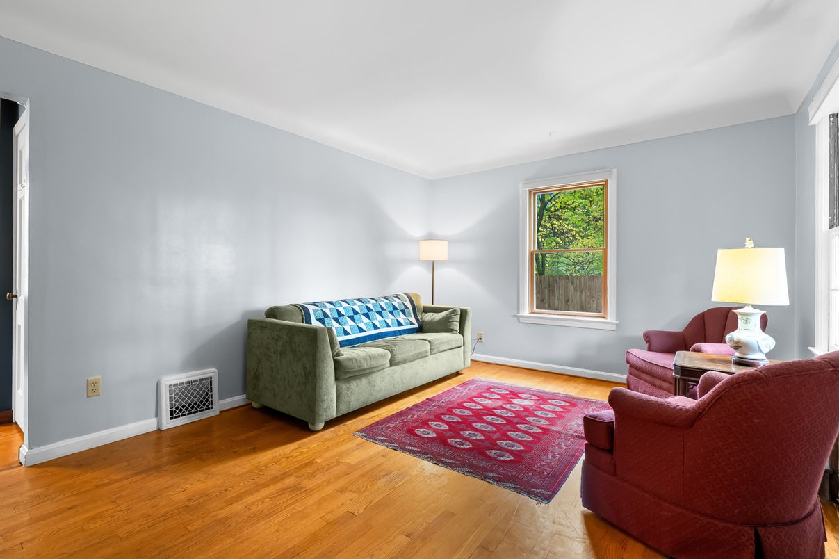 DE Listing image placeholder