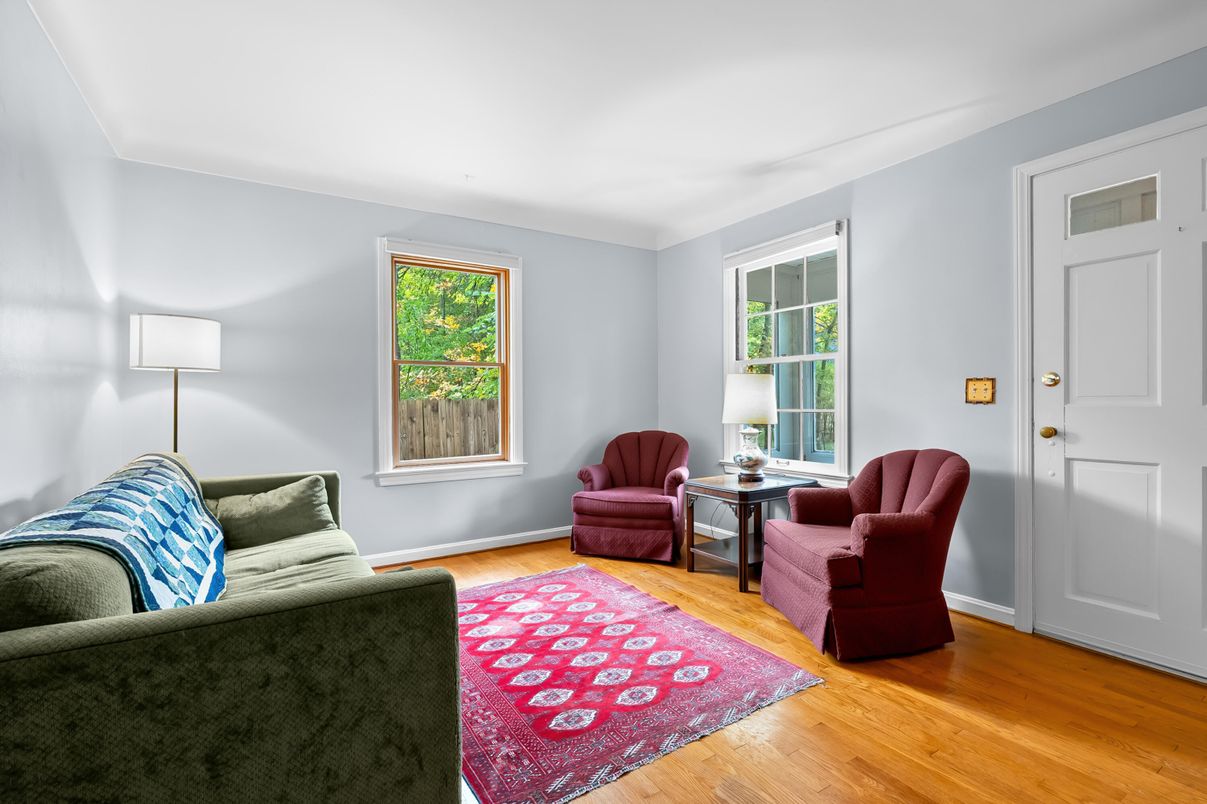 DE Listing image placeholder