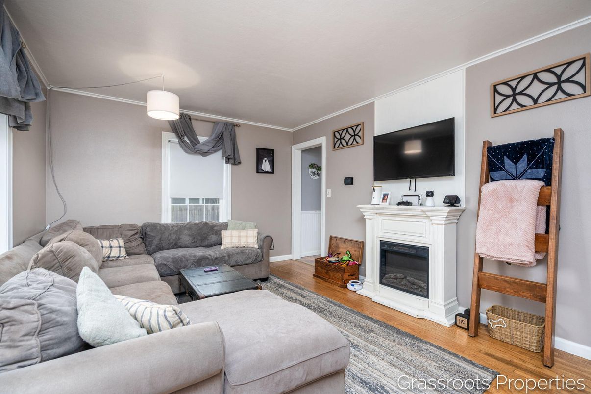 Fireplace, Interior, Living room, Wood Texture Flooring