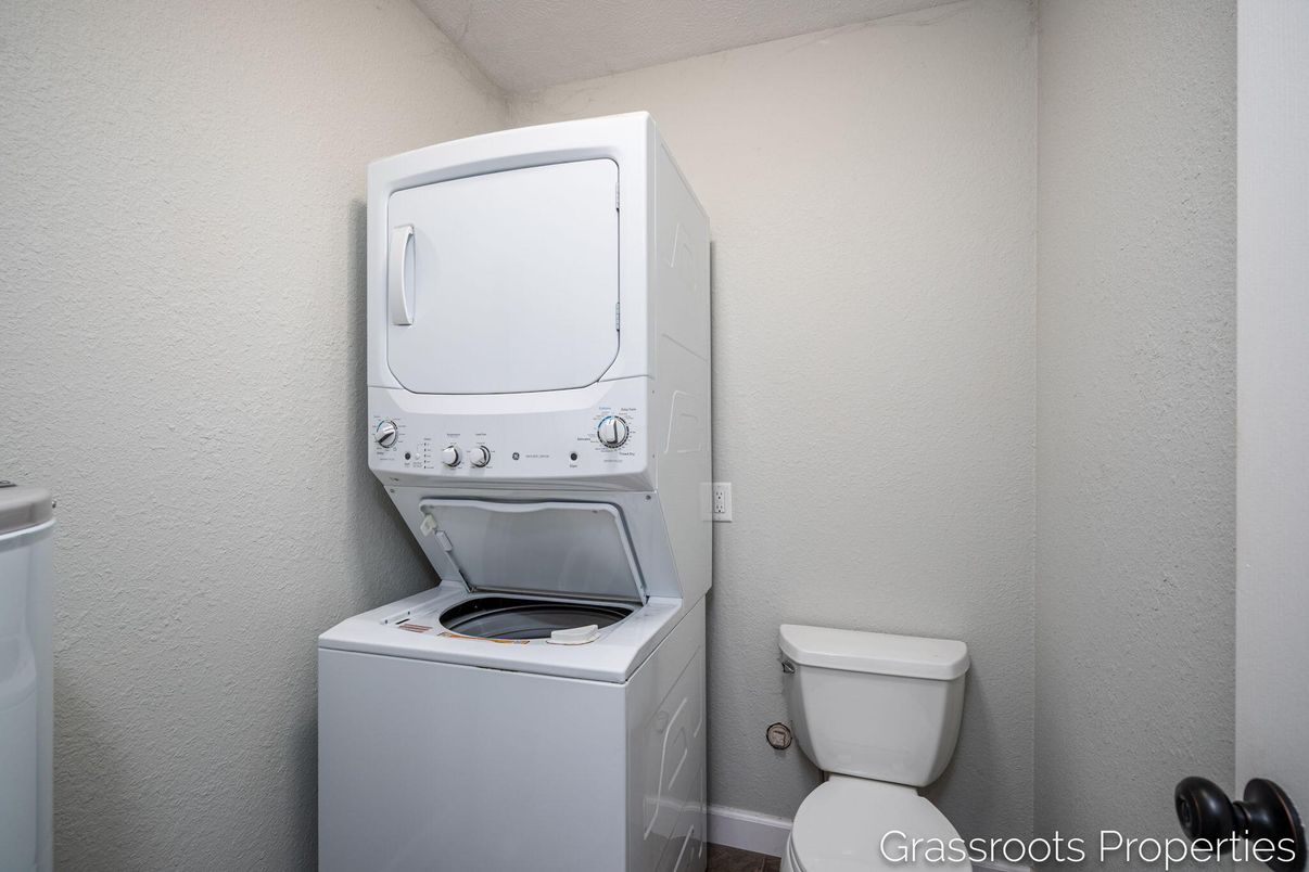 Interior, Utility Closets, Washer