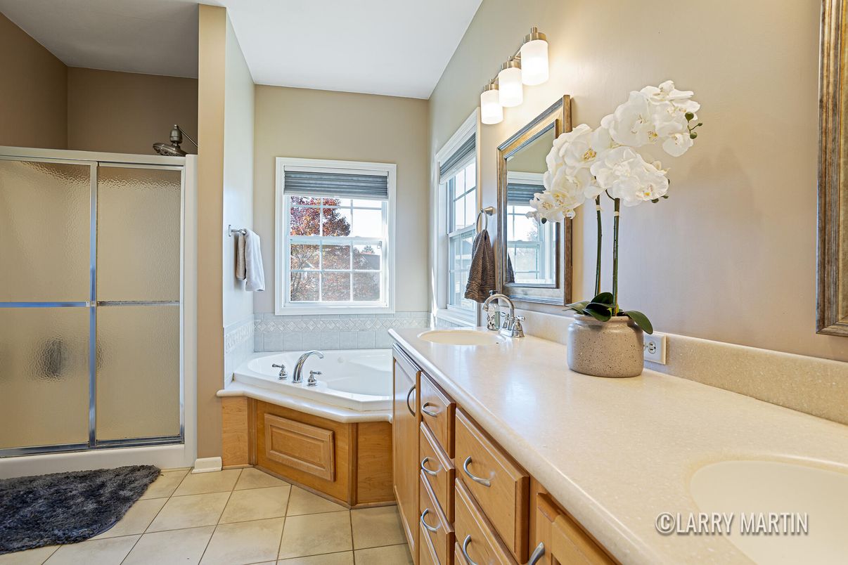 Bathroom, Dual Sink Vanities, Glass Shower, Interior
