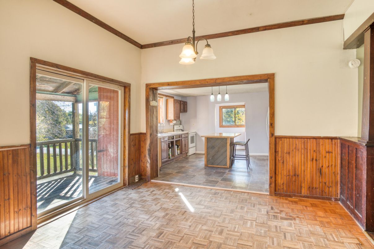 Chandelier, Dining room, Interior, Pendant Lights, Wood Texture Flooring