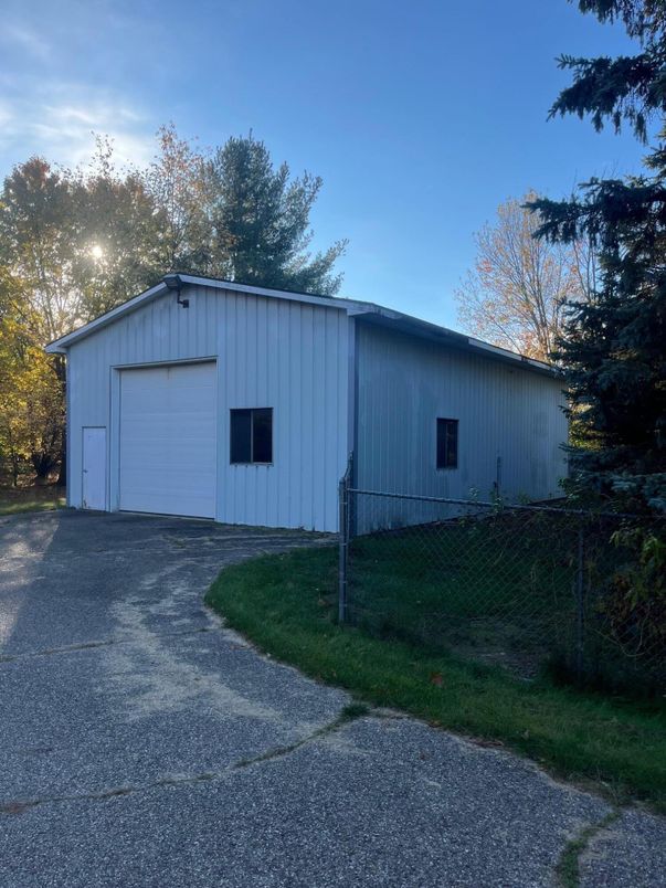 Backyard, Detached Garage, Exterior