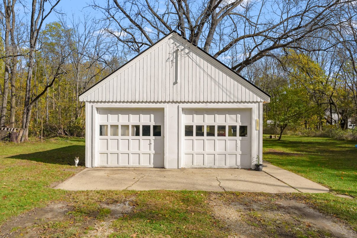Backyard, Detached Garage, Exterior