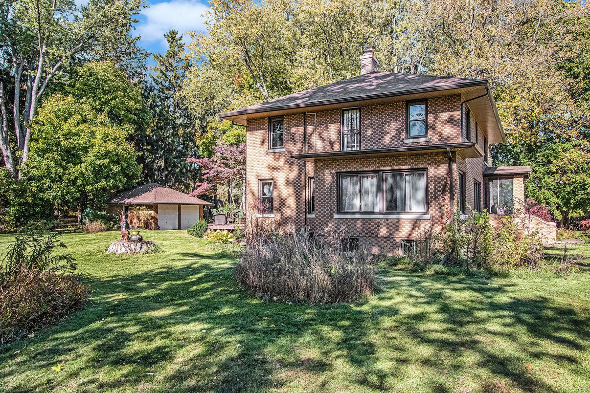 Backyard, Detached Garage, Exterior, Facade, Brick Facade, American Foursquare