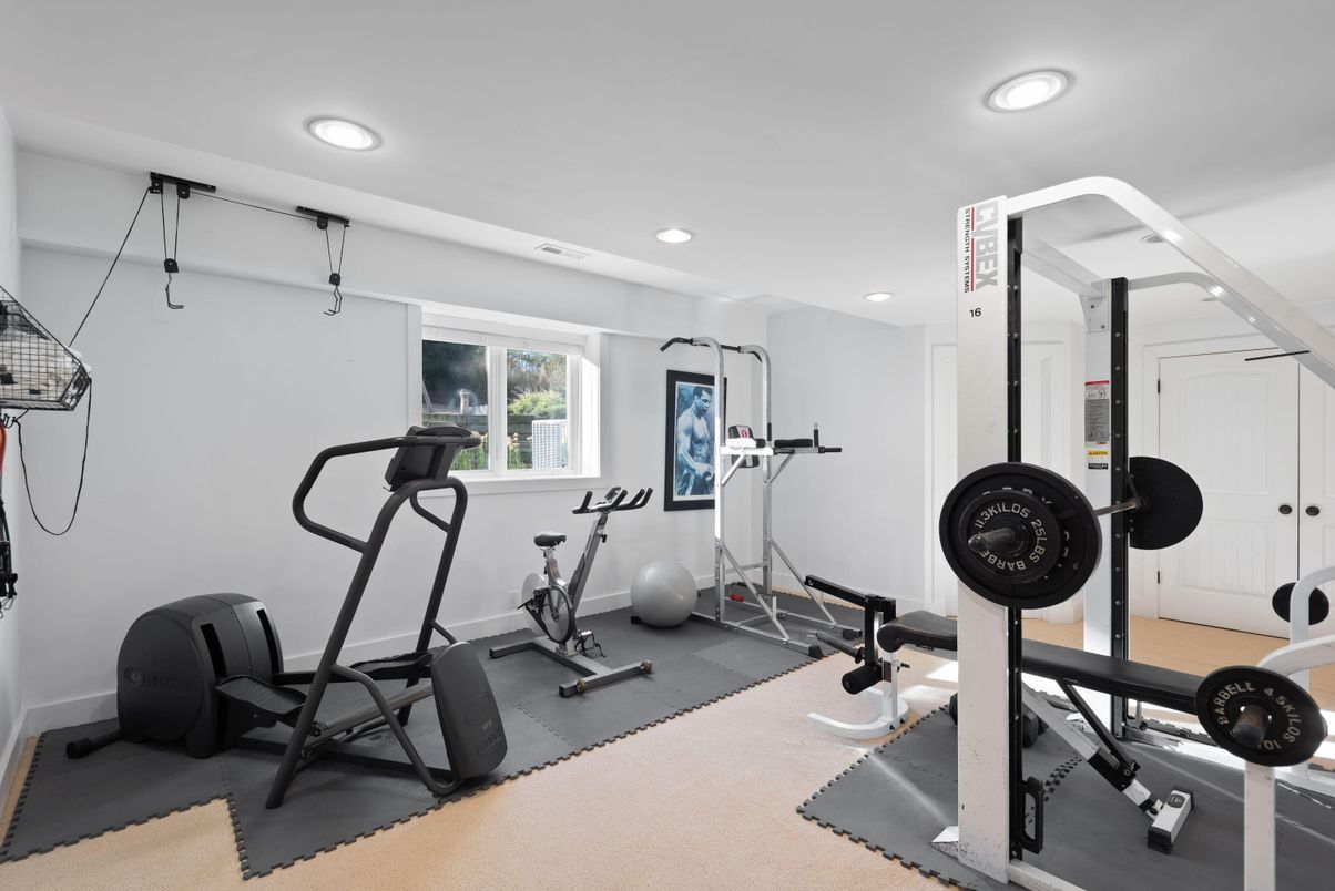 Fitness Equipment, Interior, Recessed Lighting