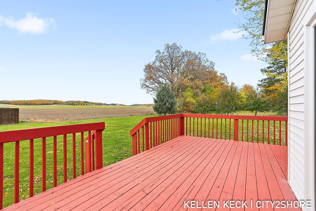 Backyard, Exterior, Water