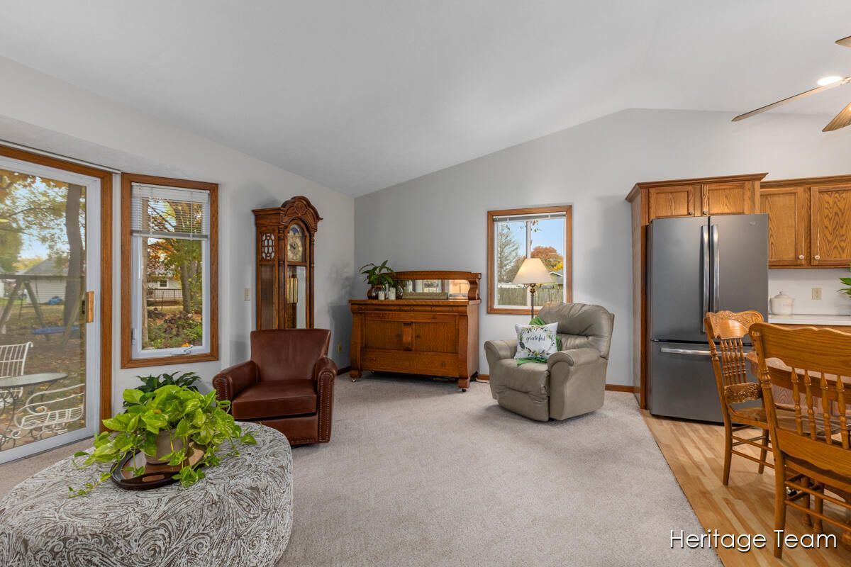 Interior, Kitchen, Living room, Recessed Lighting, Wood Texture Flooring