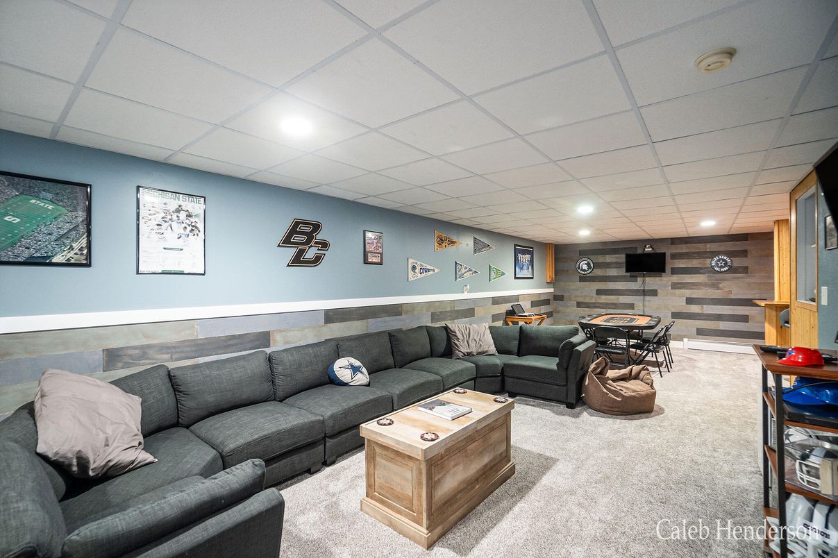 Dining room, Interior, Living room, Recessed Lighting, Stone Walls, Wooden Walls