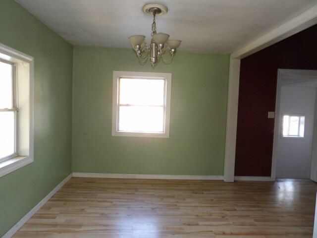 Chandelier, Empty room, Interior, Wood Texture Flooring