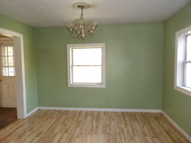 Chandelier, Empty room, Interior, Wood Texture Flooring