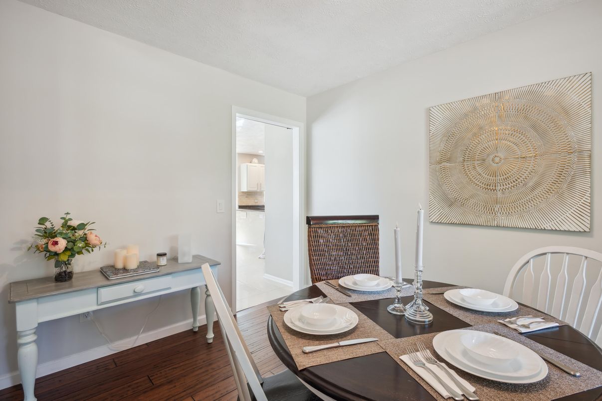 Dining room, Interior, Wood Texture Flooring