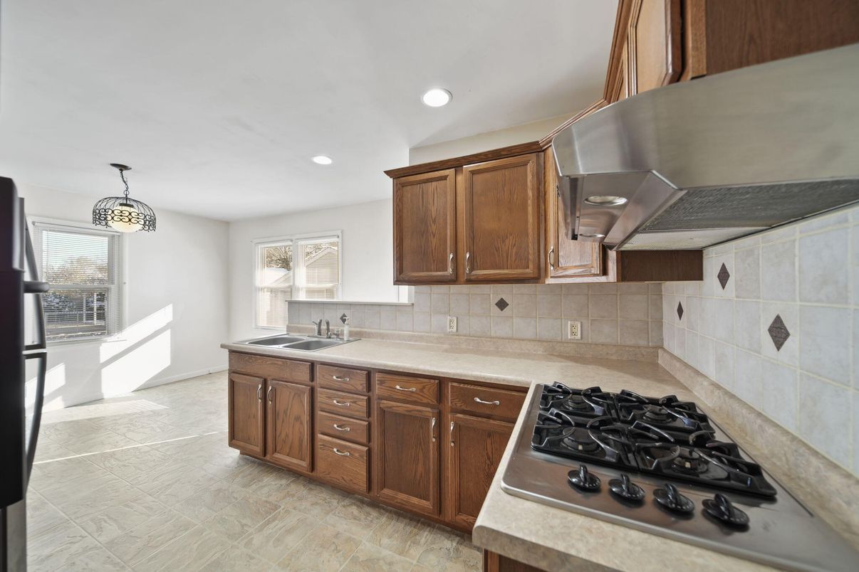 Interior, Kitchen, Pendant Lights, Recessed Lighting