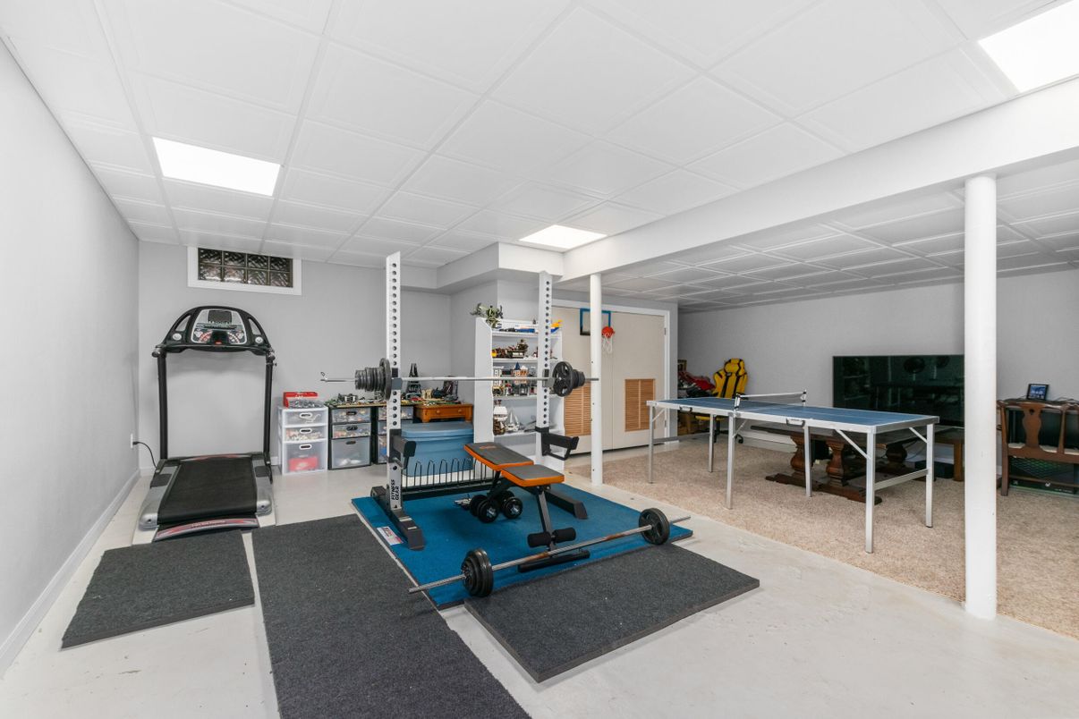 Fitness Equipment, Game Room, Interior, Recessed Lighting