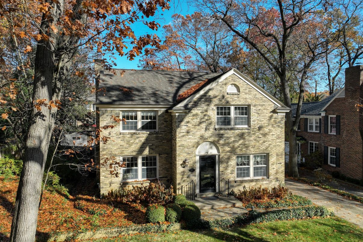 Exterior, Facade, Brick Traditional